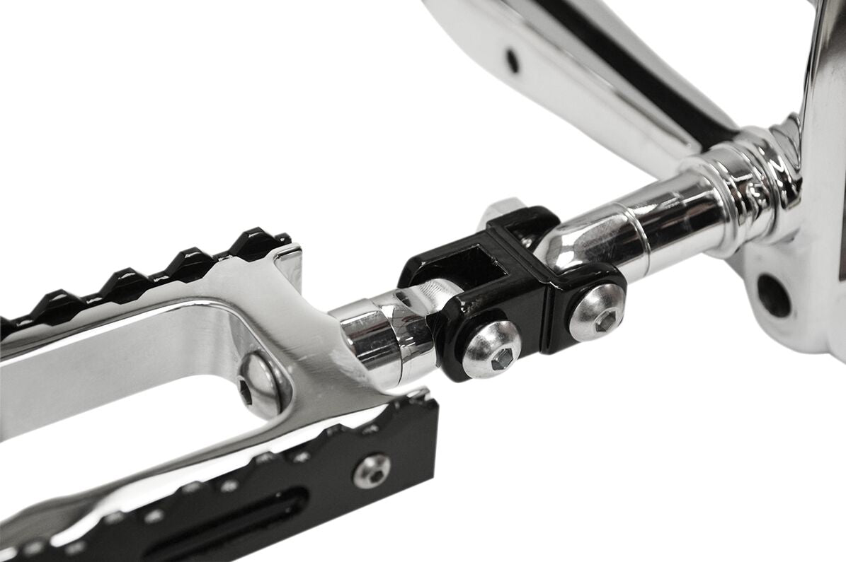 ADAPTERS FOOTPEG MALE BK